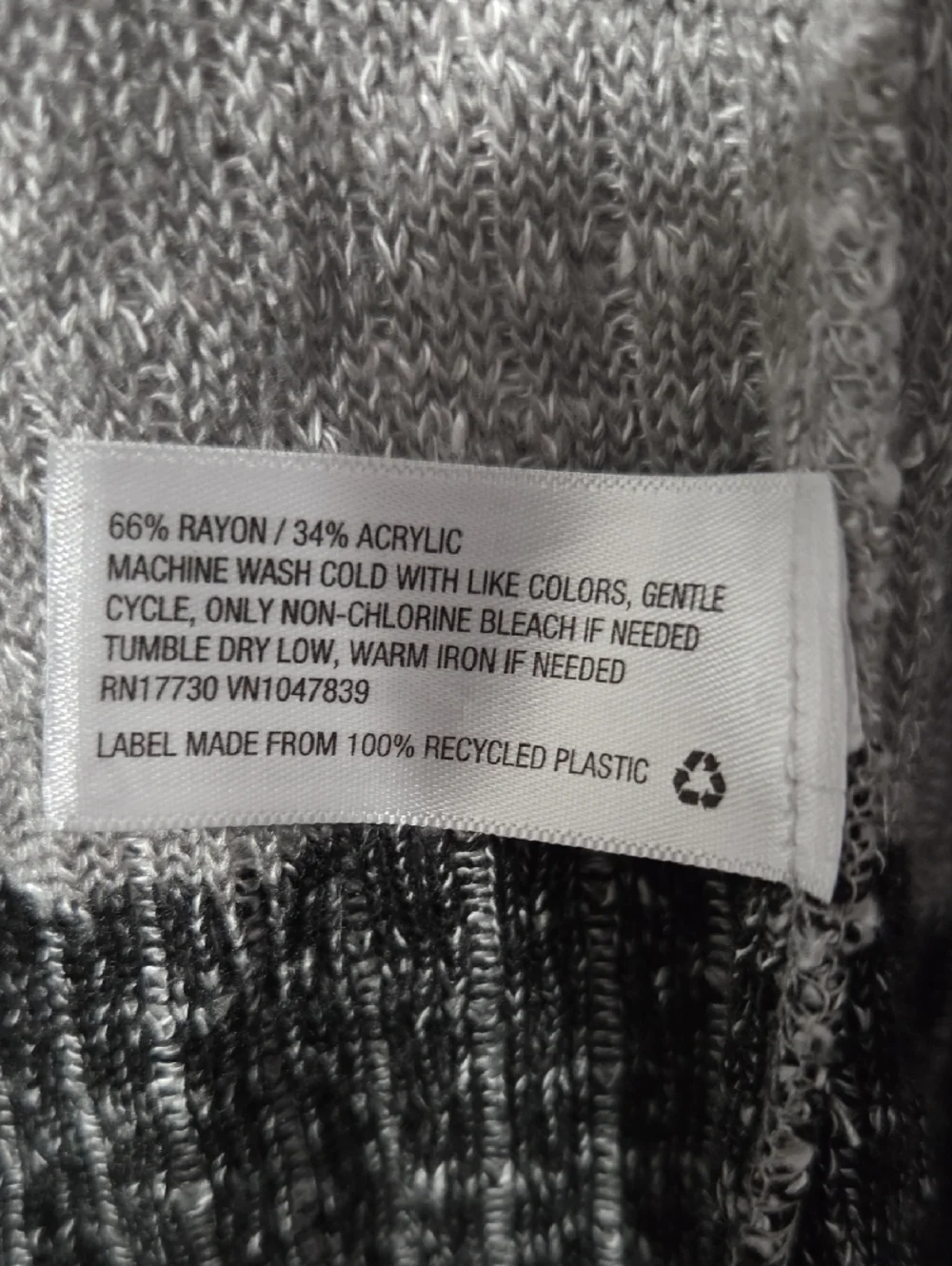 Mossimo Supply Co. Gray and Black Striped Open-Front Cardigan Juniors M - Picture 3 of 4
